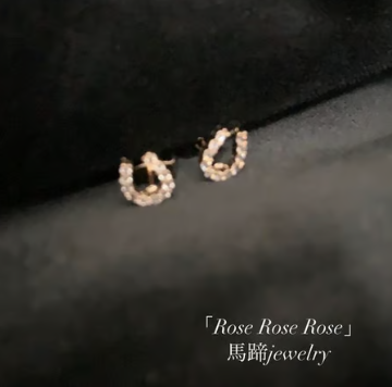 馬蹄jewelry「Pierce」Goldの写真